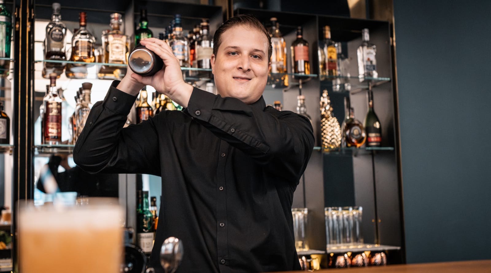 Bar im Ampersand